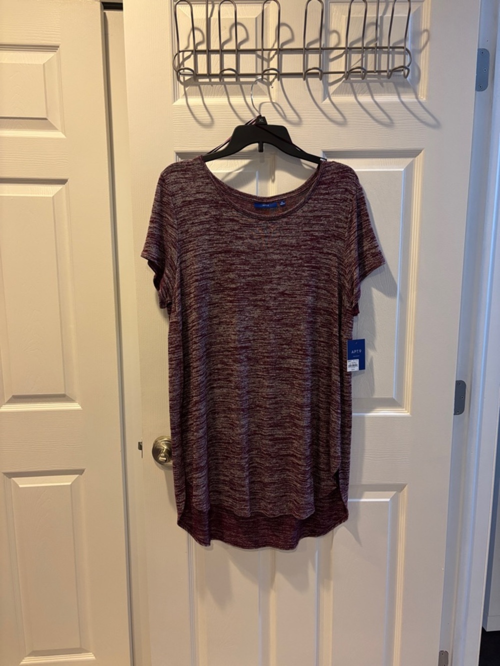Apt. 9 Marled Short Sleeve Tunic in Plum/Burgundy